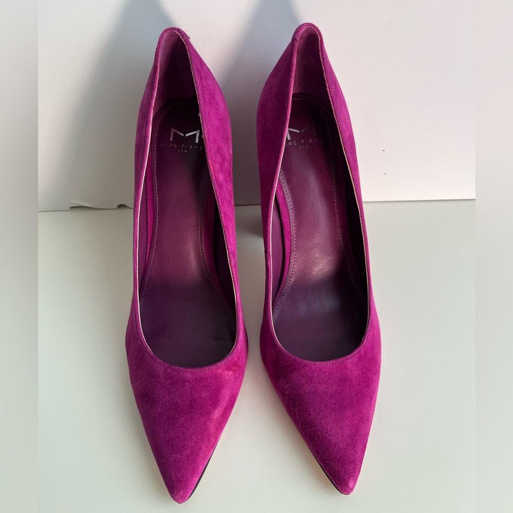 Marc Fisher LTD Abilene magenta suede pumps sz 8.5 great condition - Picture 2 of 6